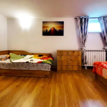 Appartement A Cozy Two Bedroom In *