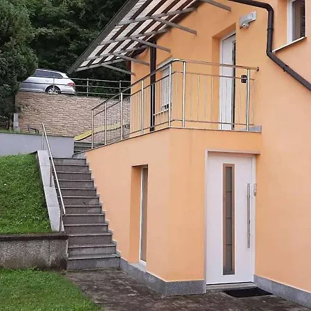 A Cozy Two Bedroom In Appartement *